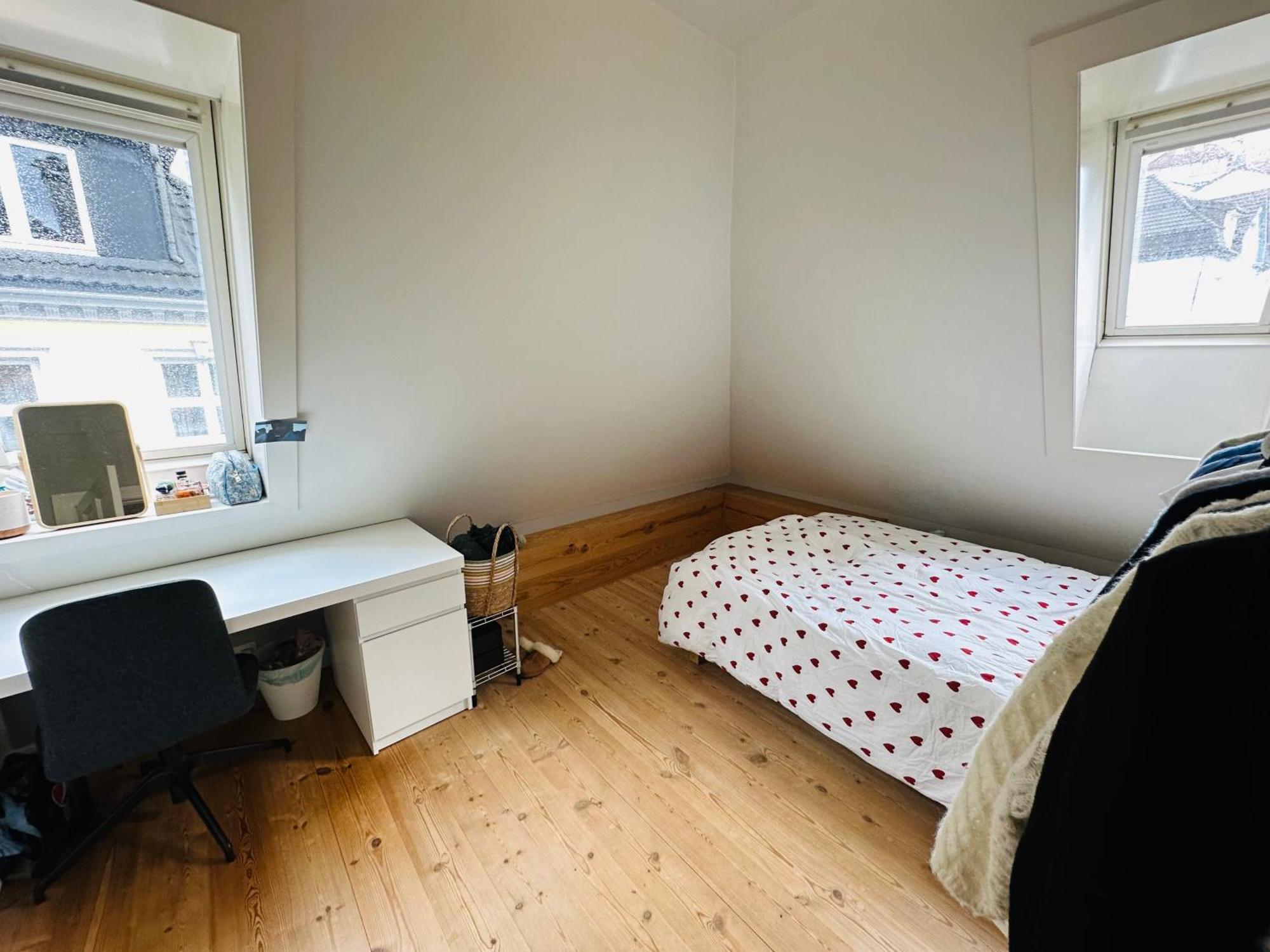 Apartamento Sjarmerende Bolig Like Ved Togstasjonen Bergen Exterior foto