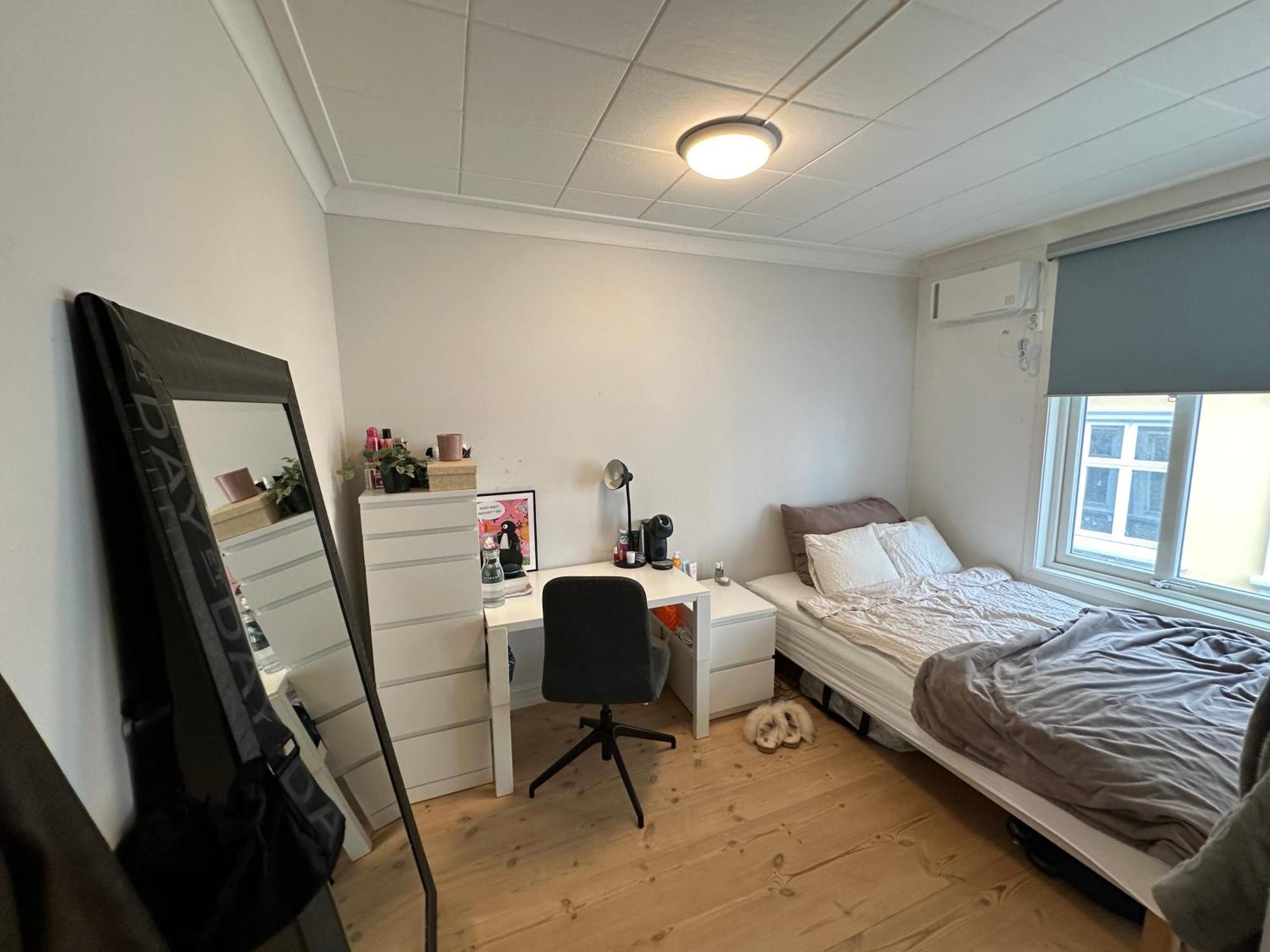 Apartamento Sjarmerende Bolig Like Ved Togstasjonen Bergen Exterior foto